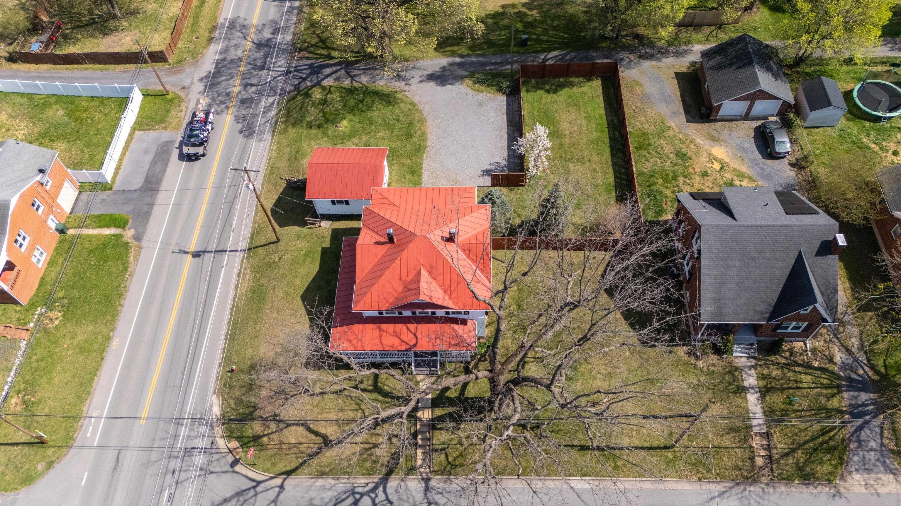 688 FLORENCE AVE, WAYNESBORO, Virginia 22980, 5 Bedrooms Bedrooms, ,2 BathroomsBathrooms,Residential,688 FLORENCE AVE,675323 MLS # 675323