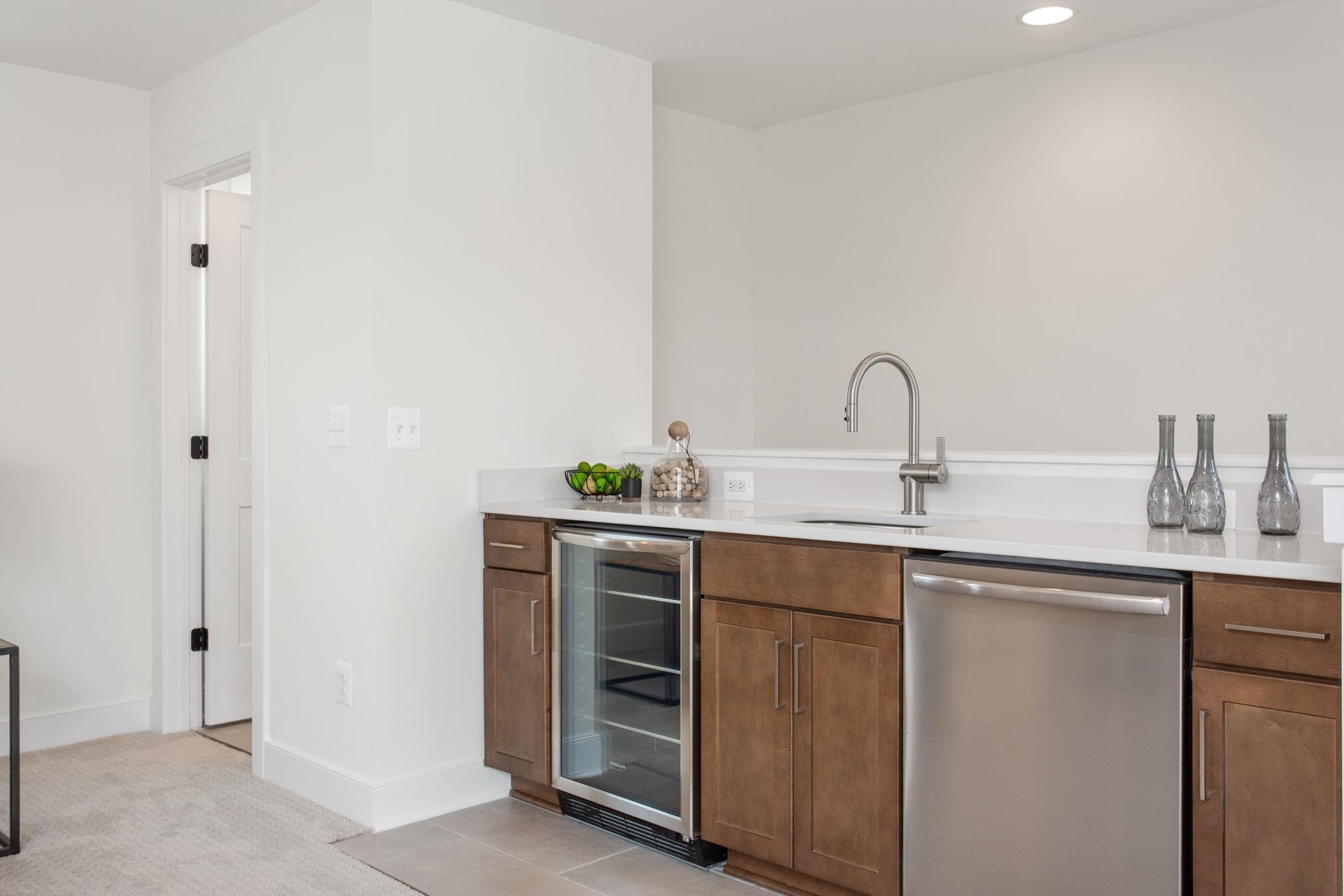 3225 PRESTON SHORE DR, ROCKINGHAM, Virginia 22801, 4 Bedrooms Bedrooms, ,3 BathroomsBathrooms,Residential,Park Place Townhome - Preston Lake Neighborhood,3225 PRESTON SHORE DR,676365 MLS # 676365