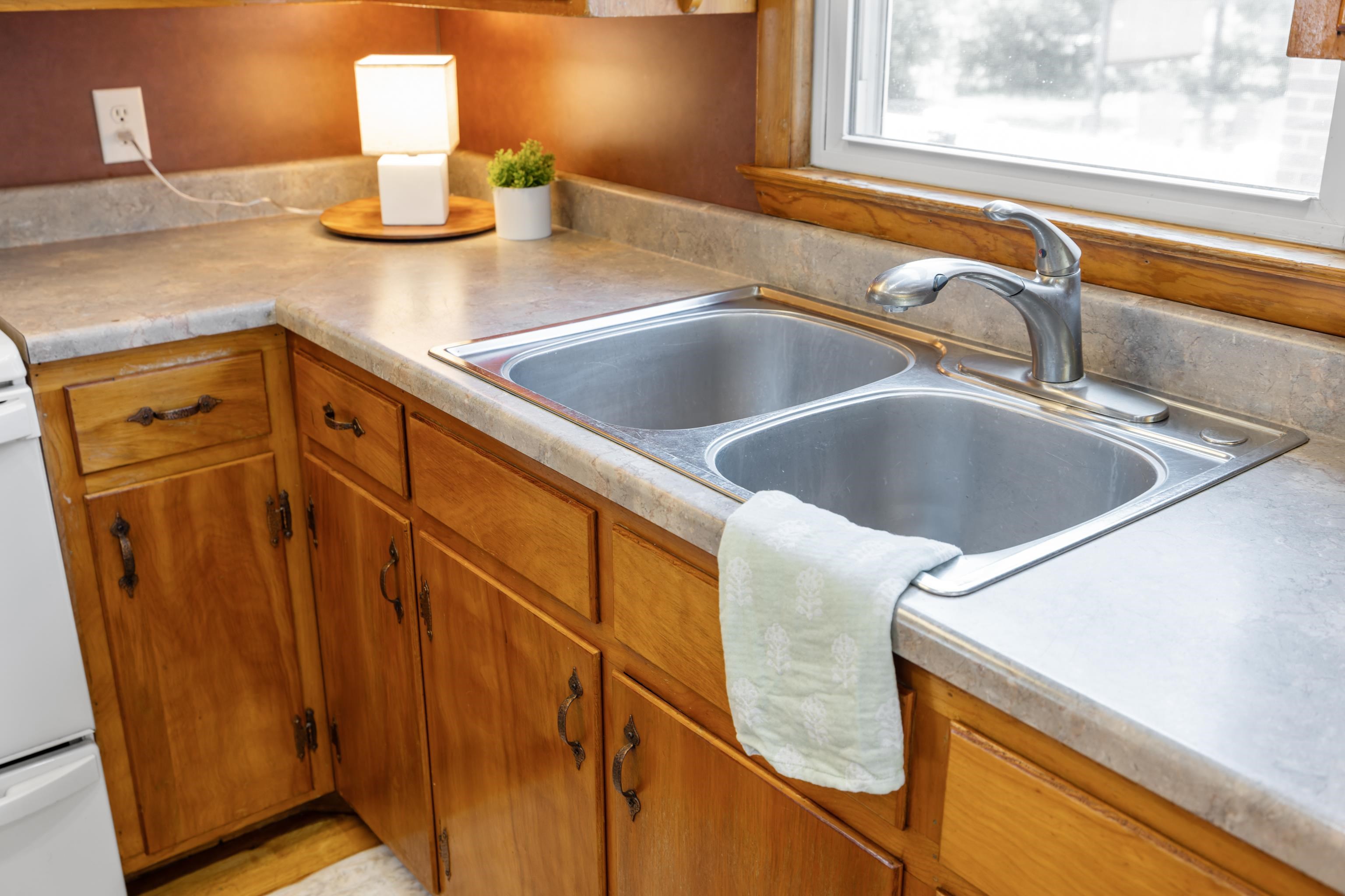 740 SHERWOOD AVE, WAYNESBORO, Virginia 22980, 6 Bedrooms Bedrooms, ,2 BathroomsBathrooms,Residential,740 SHERWOOD AVE,676366 MLS # 676366