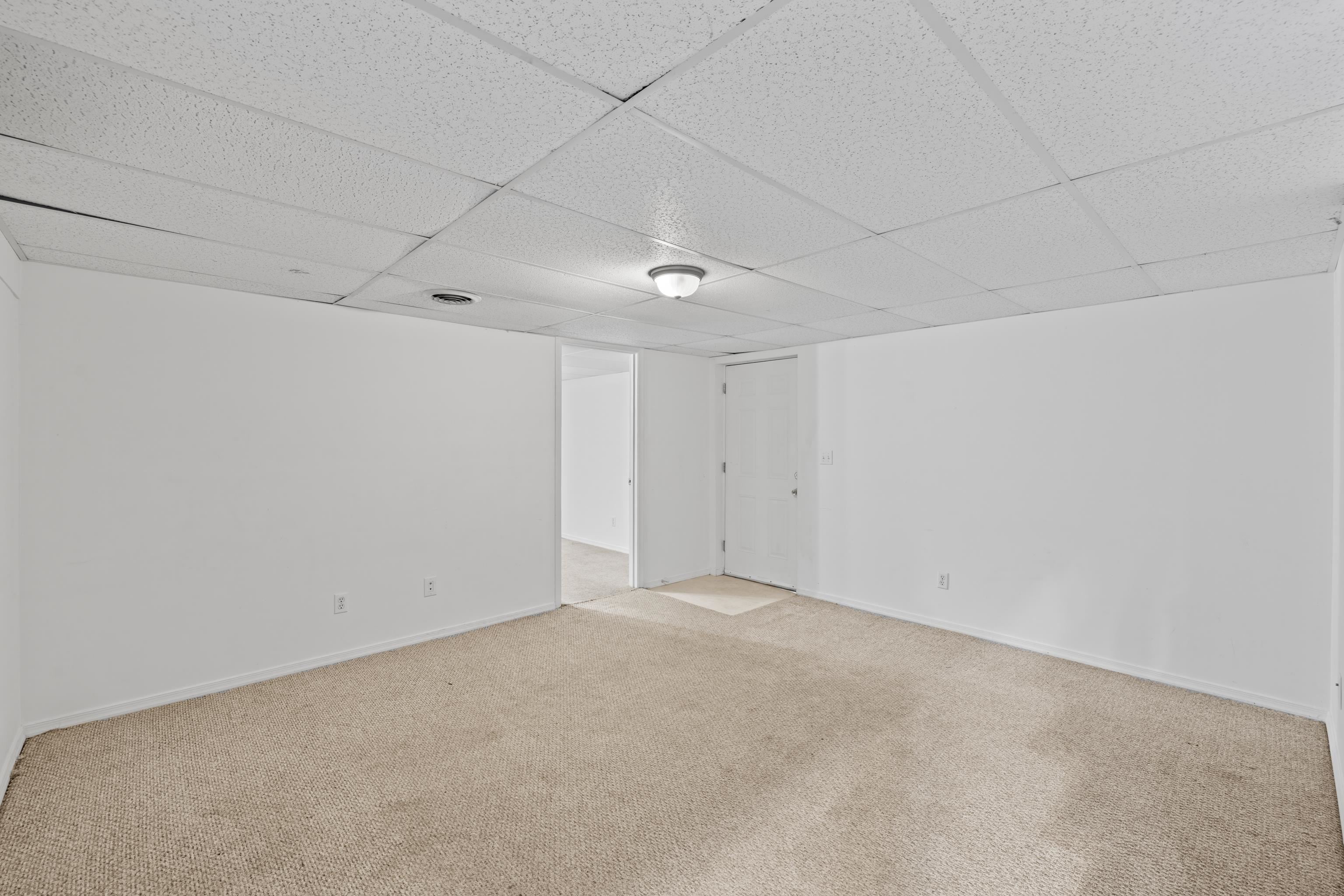 740 SHERWOOD AVE, WAYNESBORO, Virginia 22980, 6 Bedrooms Bedrooms, ,2 BathroomsBathrooms,Residential,740 SHERWOOD AVE,676366 MLS # 676366