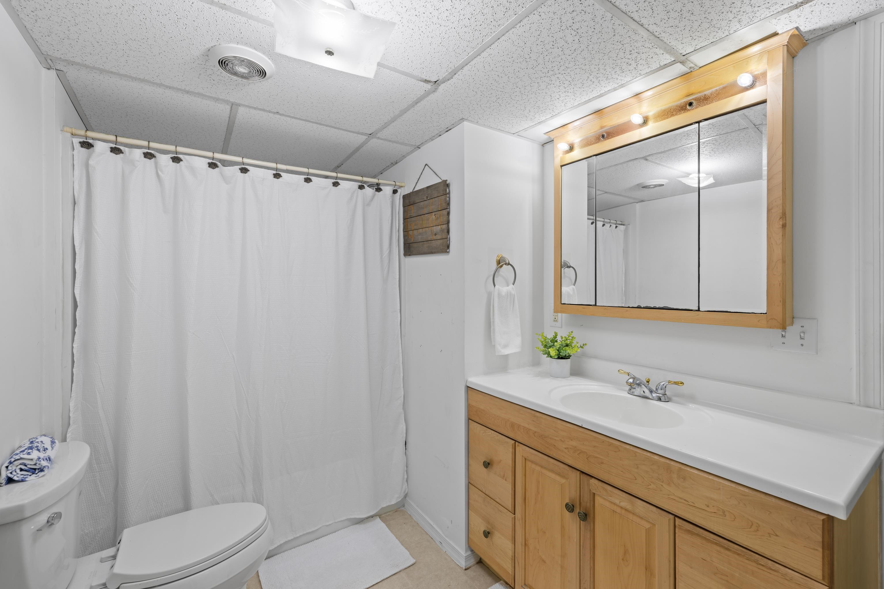 740 SHERWOOD AVE, WAYNESBORO, Virginia 22980, 6 Bedrooms Bedrooms, ,2 BathroomsBathrooms,Residential,740 SHERWOOD AVE,676366 MLS # 676366