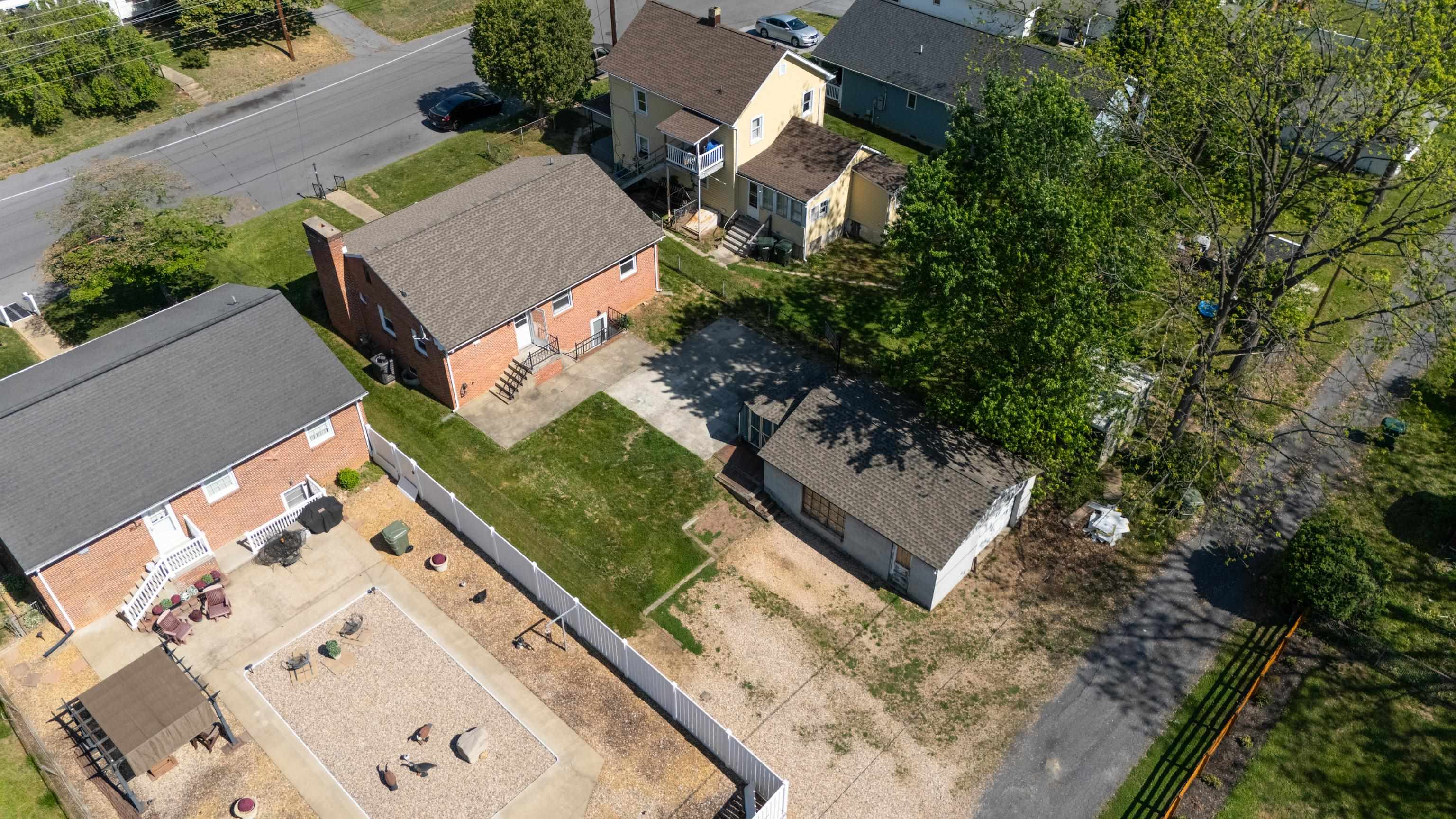 740 SHERWOOD AVE, WAYNESBORO, Virginia 22980, 6 Bedrooms Bedrooms, ,2 BathroomsBathrooms,Residential,740 SHERWOOD AVE,676366 MLS # 676366