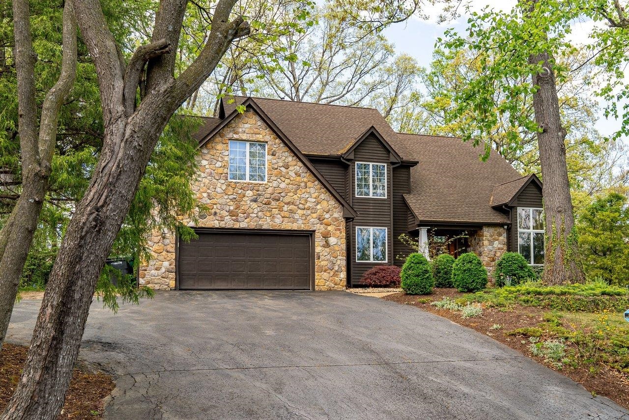 1235 CUMBERLAND DR, ROCKINGHAM, Virginia 22801, 6 Bedrooms Bedrooms, ,4 BathroomsBathrooms,Residential,1235 CUMBERLAND DR,676367 MLS # 676367