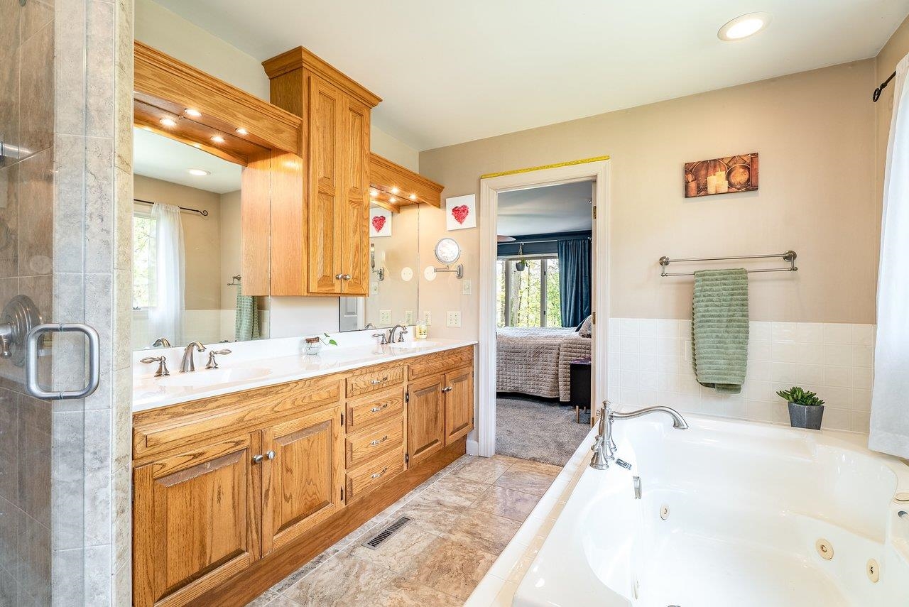 1235 CUMBERLAND DR, ROCKINGHAM, Virginia 22801, 6 Bedrooms Bedrooms, ,4 BathroomsBathrooms,Residential,1235 CUMBERLAND DR,676367 MLS # 676367