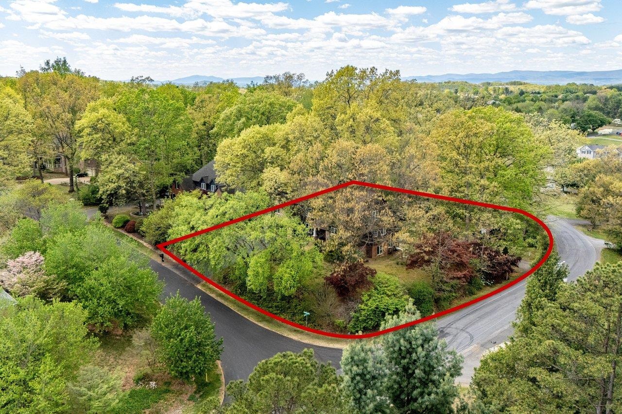 1235 CUMBERLAND DR, ROCKINGHAM, Virginia 22801, 6 Bedrooms Bedrooms, ,4 BathroomsBathrooms,Residential,1235 CUMBERLAND DR,676367 MLS # 676367