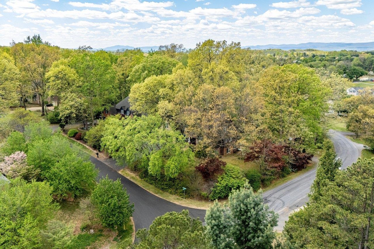 1235 CUMBERLAND DR, ROCKINGHAM, Virginia 22801, 6 Bedrooms Bedrooms, ,4 BathroomsBathrooms,Residential,1235 CUMBERLAND DR,676367 MLS # 676367