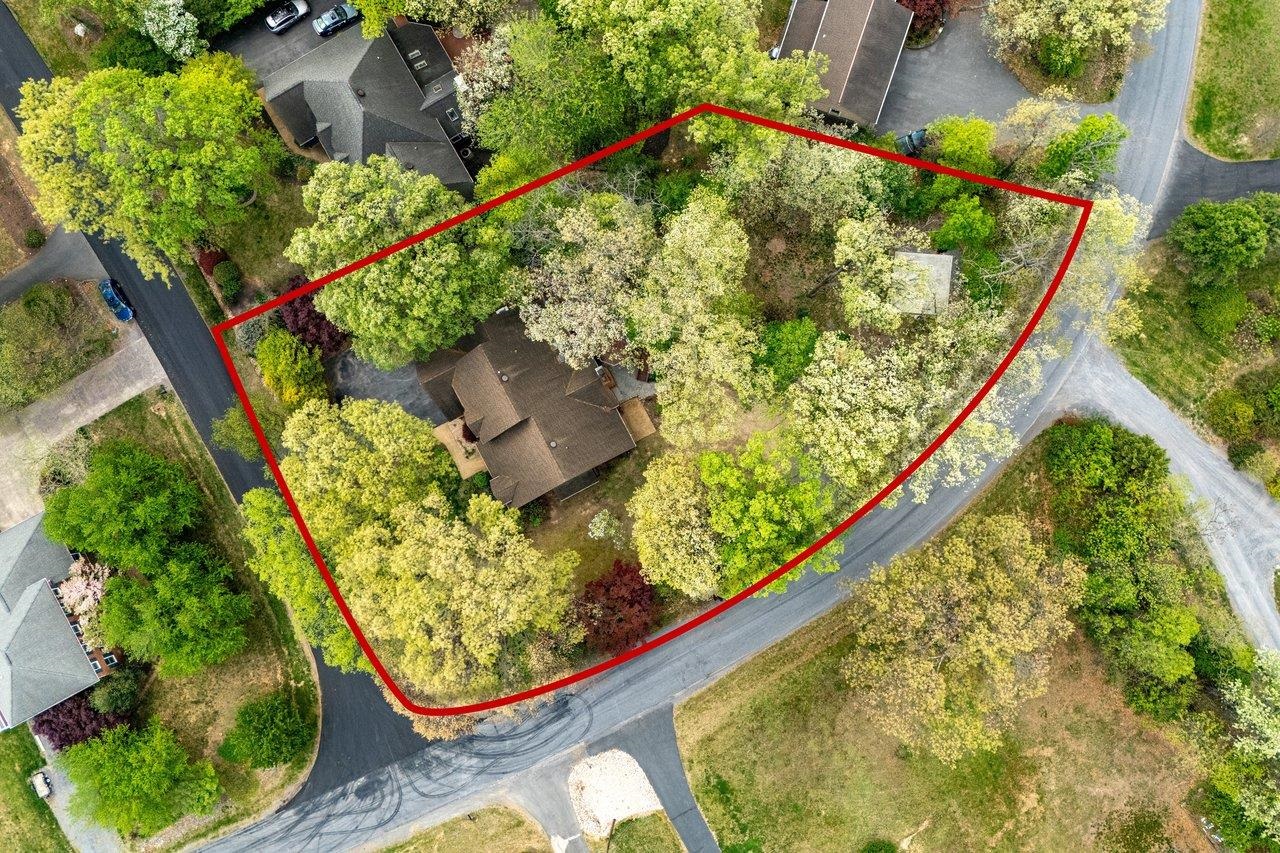 1235 CUMBERLAND DR, ROCKINGHAM, Virginia 22801, 6 Bedrooms Bedrooms, ,4 BathroomsBathrooms,Residential,1235 CUMBERLAND DR,676367 MLS # 676367