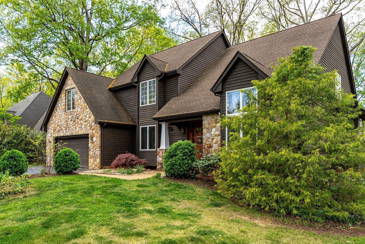 1235 CUMBERLAND DR, ROCKINGHAM, Virginia 22801, 6 Bedrooms Bedrooms, ,4 BathroomsBathrooms,Residential,1235 CUMBERLAND DR,676367 MLS # 676367