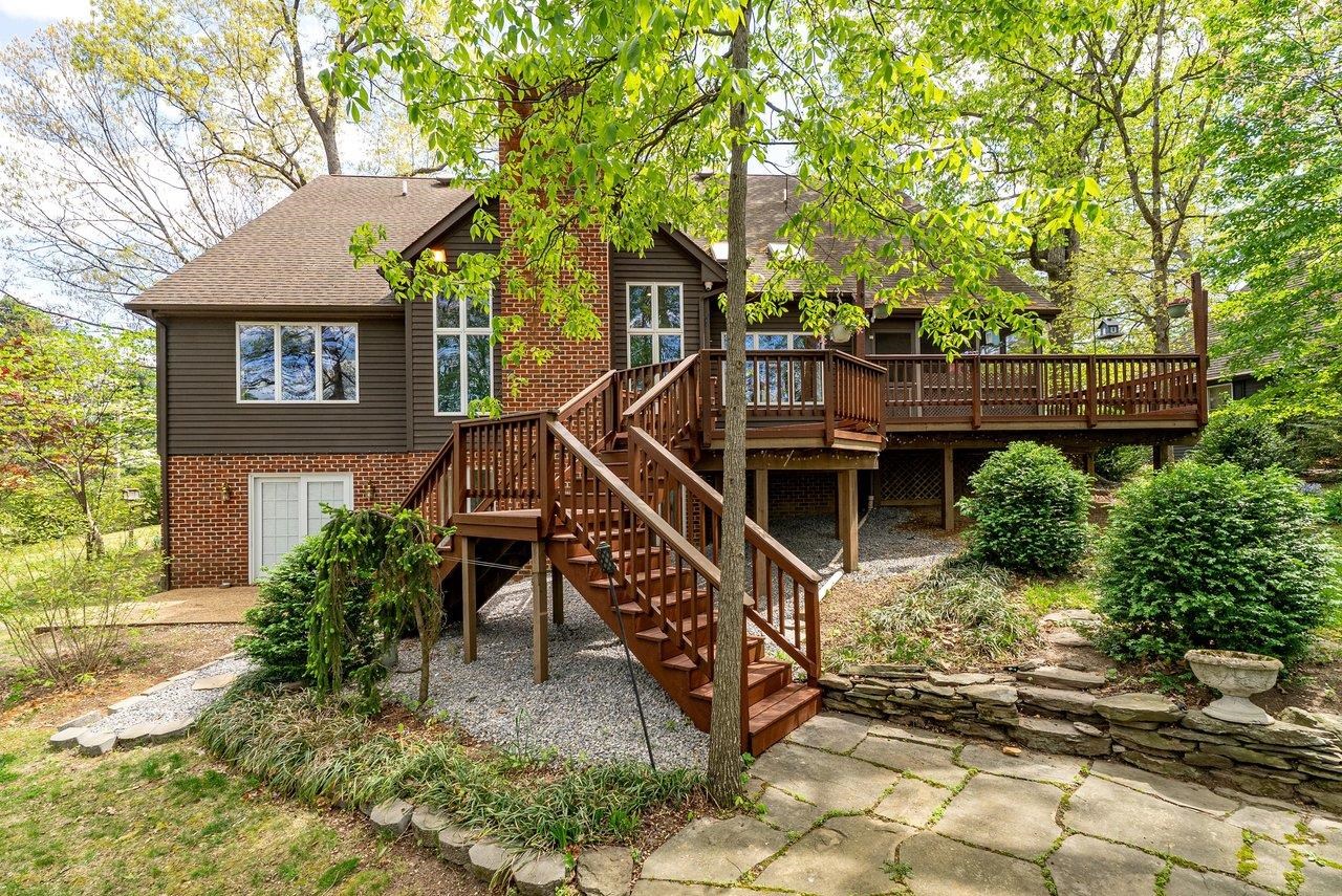 1235 CUMBERLAND DR, ROCKINGHAM, Virginia 22801, 6 Bedrooms Bedrooms, ,4 BathroomsBathrooms,Residential,1235 CUMBERLAND DR,676367 MLS # 676367