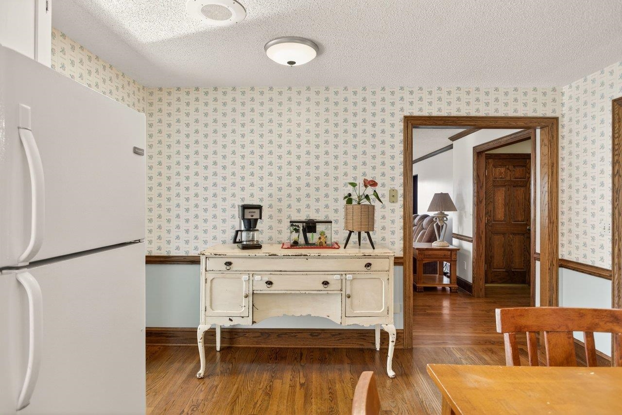 127 VALLEY VIEW AVE, MOUNT SIDNEY, Virginia 24467, 4 Bedrooms Bedrooms, ,3 BathroomsBathrooms,Residential,127 VALLEY VIEW AVE,676373 MLS # 676373