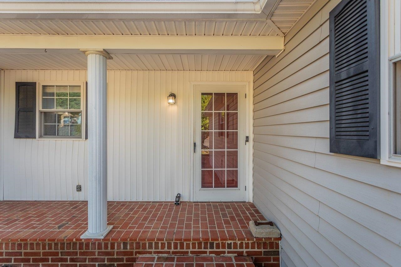 127 VALLEY VIEW AVE, MOUNT SIDNEY, Virginia 24467, 4 Bedrooms Bedrooms, ,3 BathroomsBathrooms,Residential,127 VALLEY VIEW AVE,676373 MLS # 676373