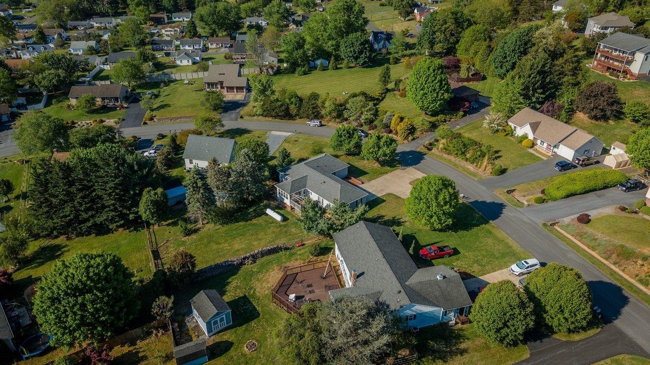 127 VALLEY VIEW AVE, MOUNT SIDNEY, Virginia 24467, 4 Bedrooms Bedrooms, ,3 BathroomsBathrooms,Residential,127 VALLEY VIEW AVE,676373 MLS # 676373