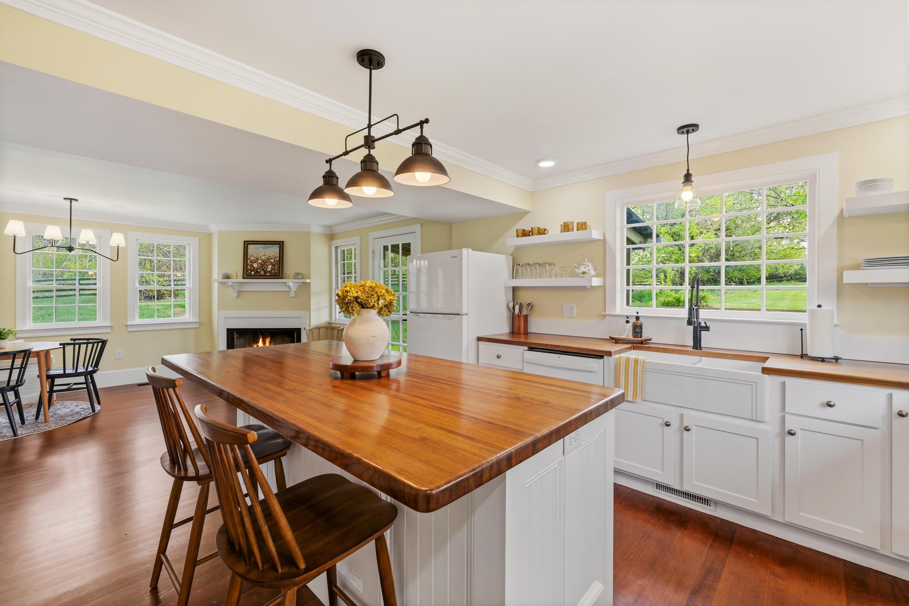 396 BELLEVUE LN, ROCKBRIDGE BATHS, Virginia 24473, 2 Bedrooms Bedrooms, ,2 BathroomsBathrooms,Residential,396 BELLEVUE LN,676374 MLS # 676374