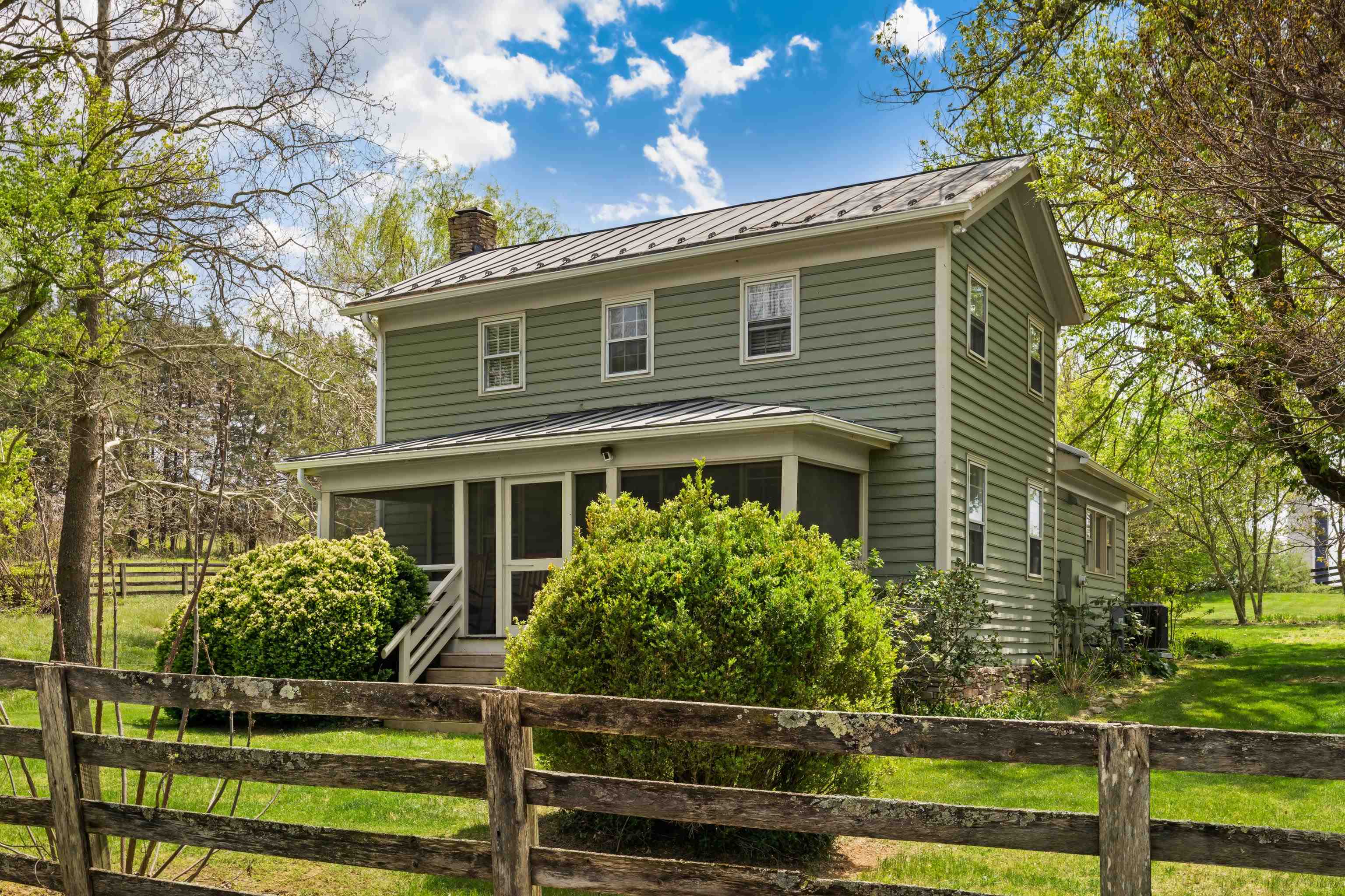 396 BELLEVUE LN, ROCKBRIDGE BATHS, Virginia 24473, 2 Bedrooms Bedrooms, ,2 BathroomsBathrooms,Residential,396 BELLEVUE LN,676374 MLS # 676374