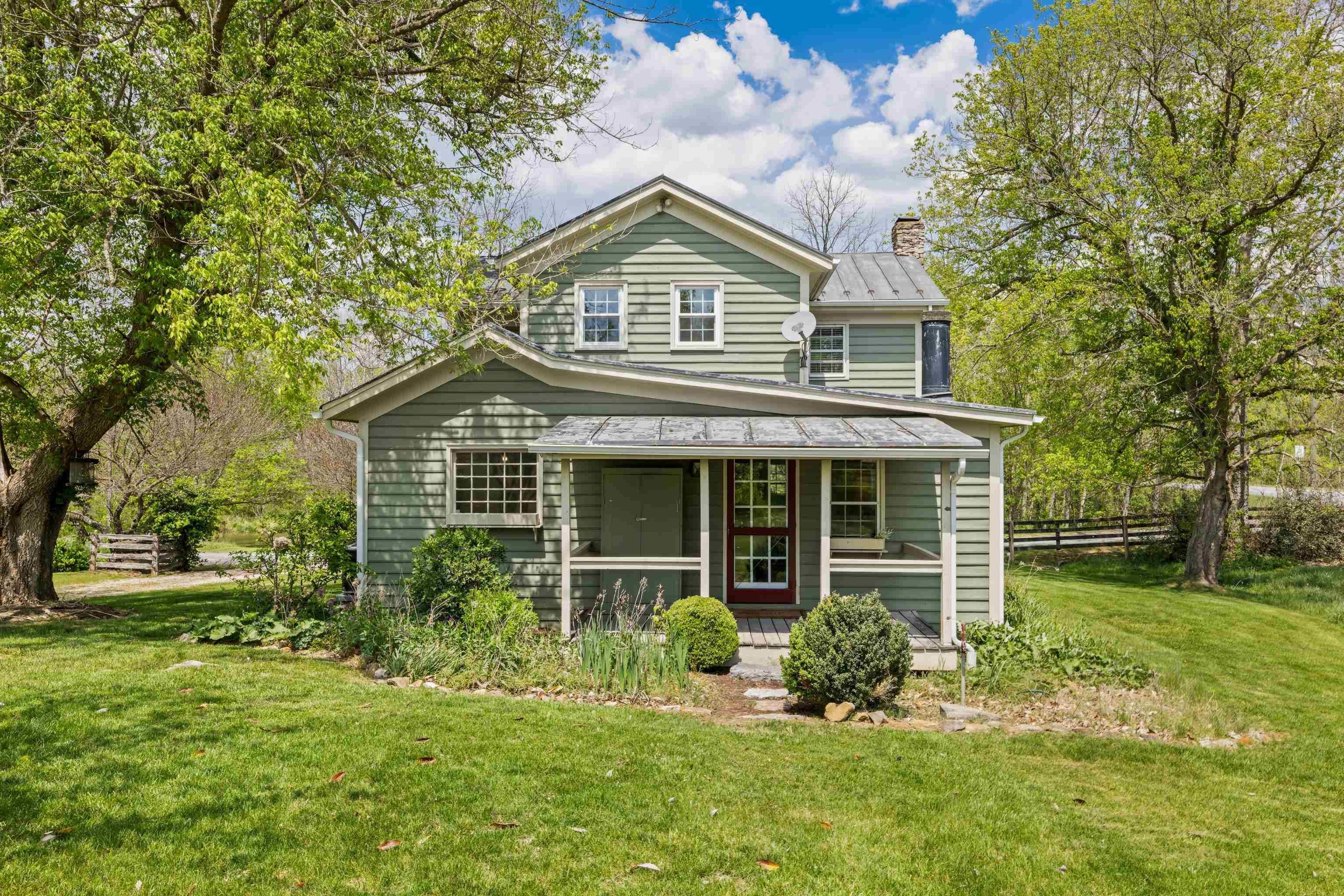 396 BELLEVUE LN, ROCKBRIDGE BATHS, Virginia 24473, 2 Bedrooms Bedrooms, ,2 BathroomsBathrooms,Residential,396 BELLEVUE LN,676374 MLS # 676374