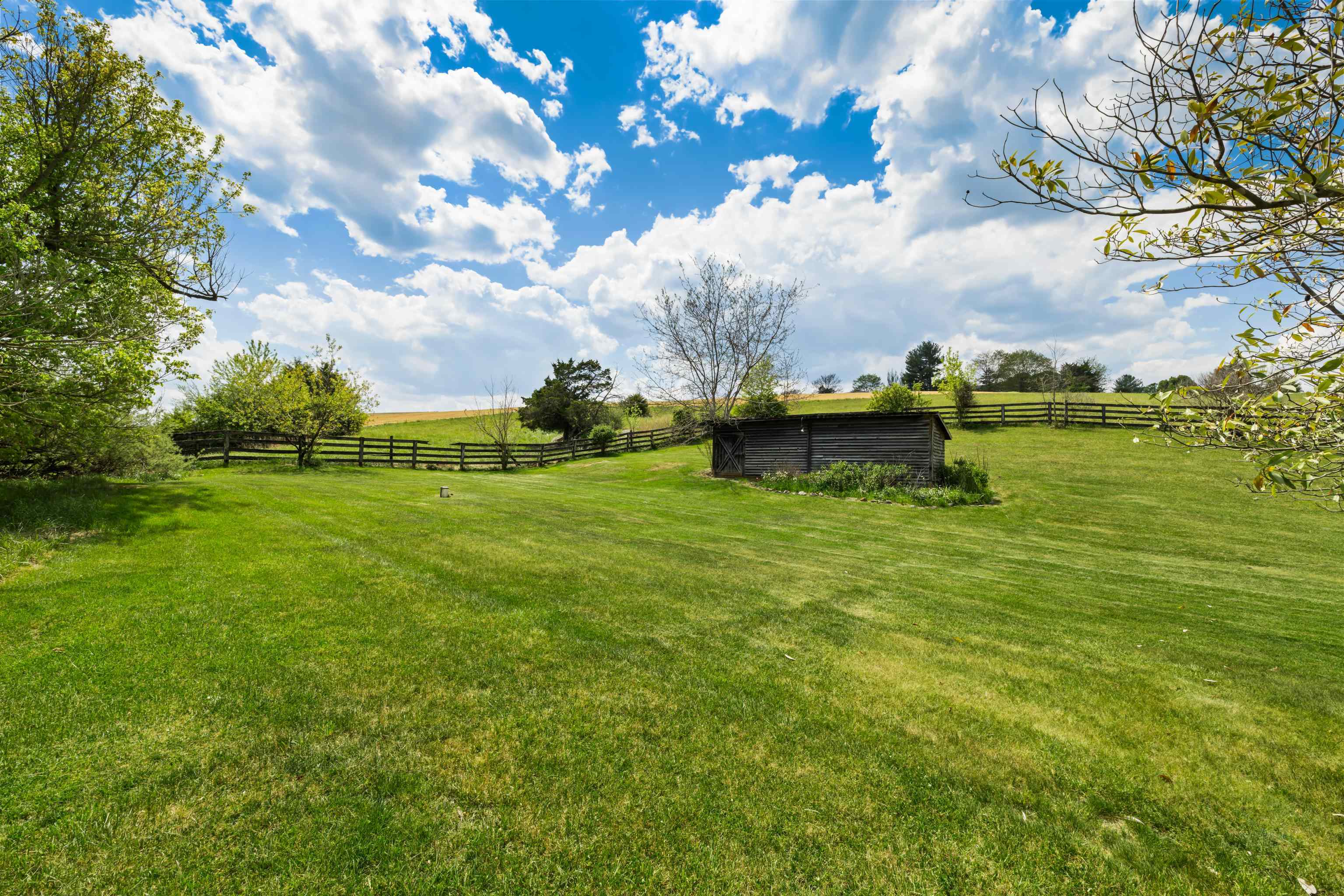 396 BELLEVUE LN, ROCKBRIDGE BATHS, Virginia 24473, 2 Bedrooms Bedrooms, ,2 BathroomsBathrooms,Residential,396 BELLEVUE LN,676374 MLS # 676374