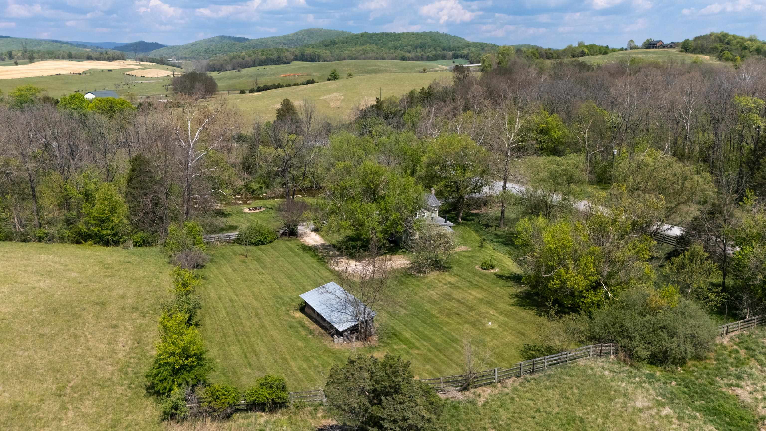 396 BELLEVUE LN, ROCKBRIDGE BATHS, Virginia 24473, 2 Bedrooms Bedrooms, ,2 BathroomsBathrooms,Residential,396 BELLEVUE LN,676374 MLS # 676374