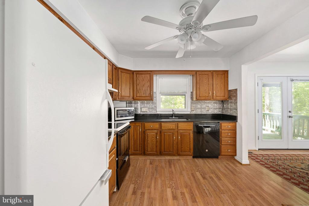 11154 ALUM SPRINGS RD, CULPEPER, Virginia 22701, 4 Bedrooms Bedrooms, ,3 BathroomsBathrooms,Residential,11154 ALUM SPRINGS RD,VACU2013362 MLS # VACU2013362