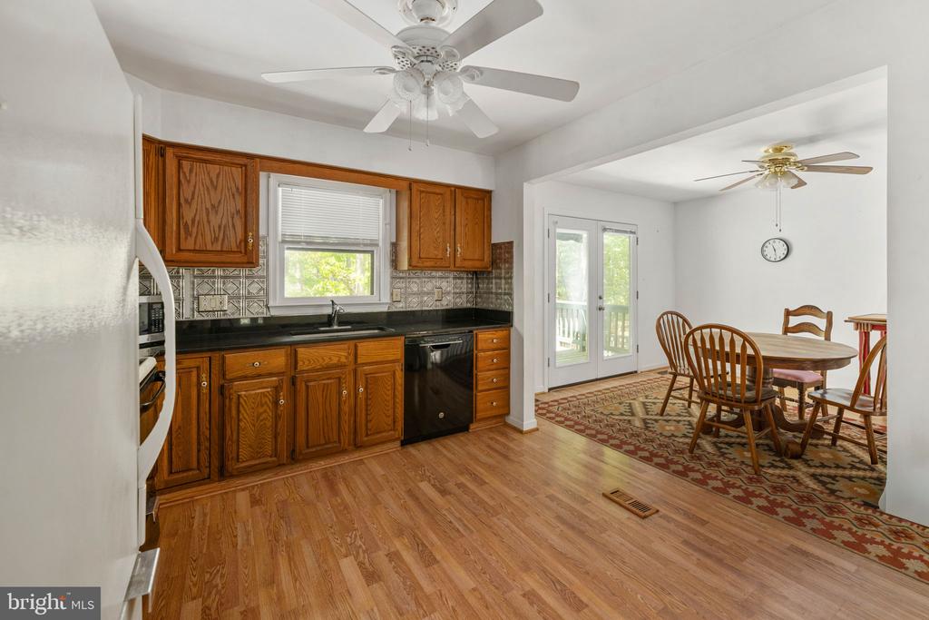 11154 ALUM SPRINGS RD, CULPEPER, Virginia 22701, 4 Bedrooms Bedrooms, ,3 BathroomsBathrooms,Residential,11154 ALUM SPRINGS RD,VACU2013362 MLS # VACU2013362