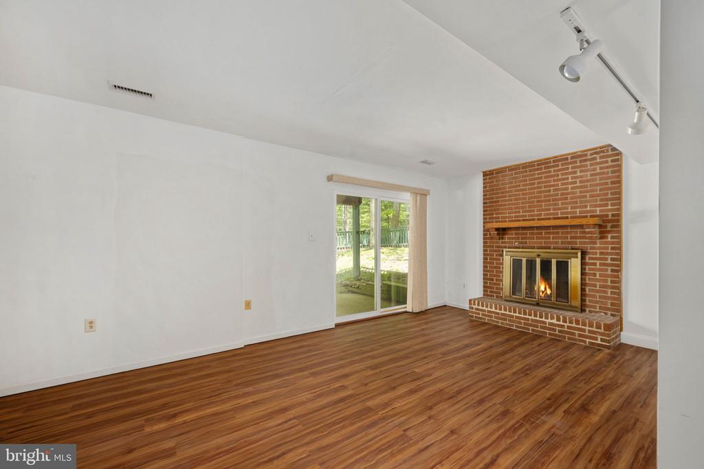 11154 ALUM SPRINGS RD, CULPEPER, Virginia 22701, 4 Bedrooms Bedrooms, ,3 BathroomsBathrooms,Residential,11154 ALUM SPRINGS RD,VACU2013362 MLS # VACU2013362