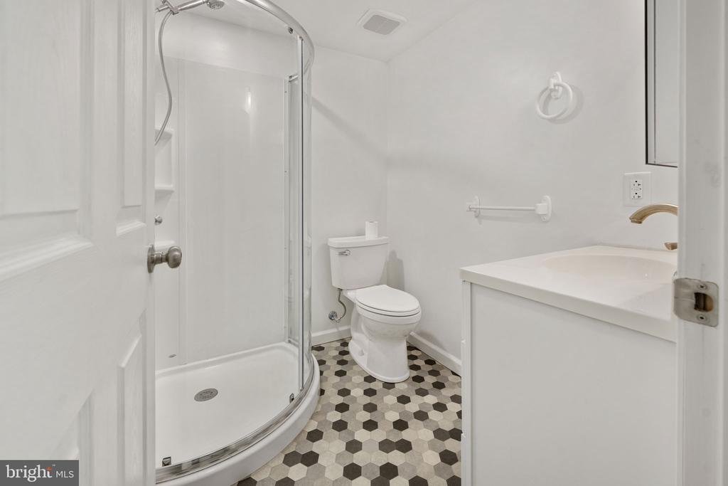 11154 ALUM SPRINGS RD, CULPEPER, Virginia 22701, 4 Bedrooms Bedrooms, ,3 BathroomsBathrooms,Residential,11154 ALUM SPRINGS RD,VACU2013362 MLS # VACU2013362