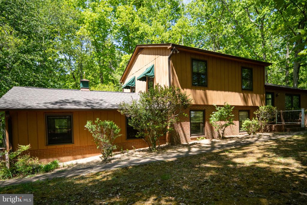 11154 ALUM SPRINGS RD, CULPEPER, Virginia 22701, 4 Bedrooms Bedrooms, ,3 BathroomsBathrooms,Residential,11154 ALUM SPRINGS RD,VACU2013362 MLS # VACU2013362