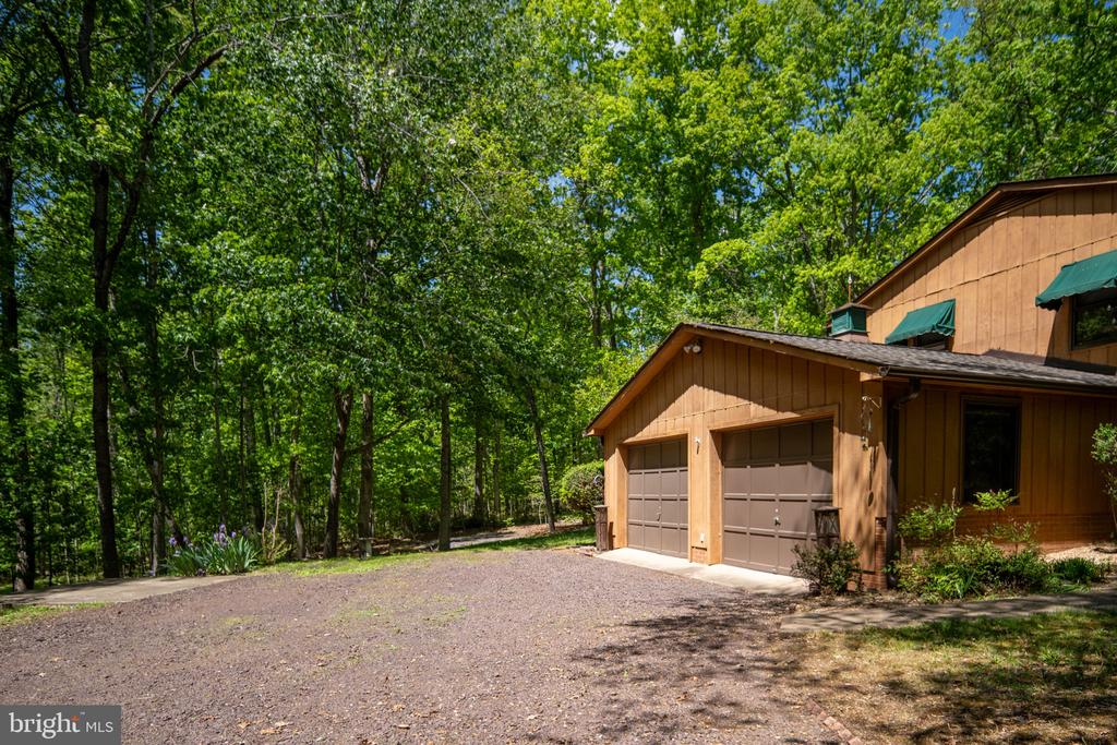 11154 ALUM SPRINGS RD, CULPEPER, Virginia 22701, 4 Bedrooms Bedrooms, ,3 BathroomsBathrooms,Residential,11154 ALUM SPRINGS RD,VACU2013362 MLS # VACU2013362