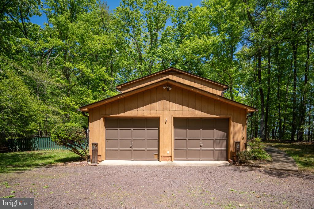 11154 ALUM SPRINGS RD, CULPEPER, Virginia 22701, 4 Bedrooms Bedrooms, ,3 BathroomsBathrooms,Residential,11154 ALUM SPRINGS RD,VACU2013362 MLS # VACU2013362