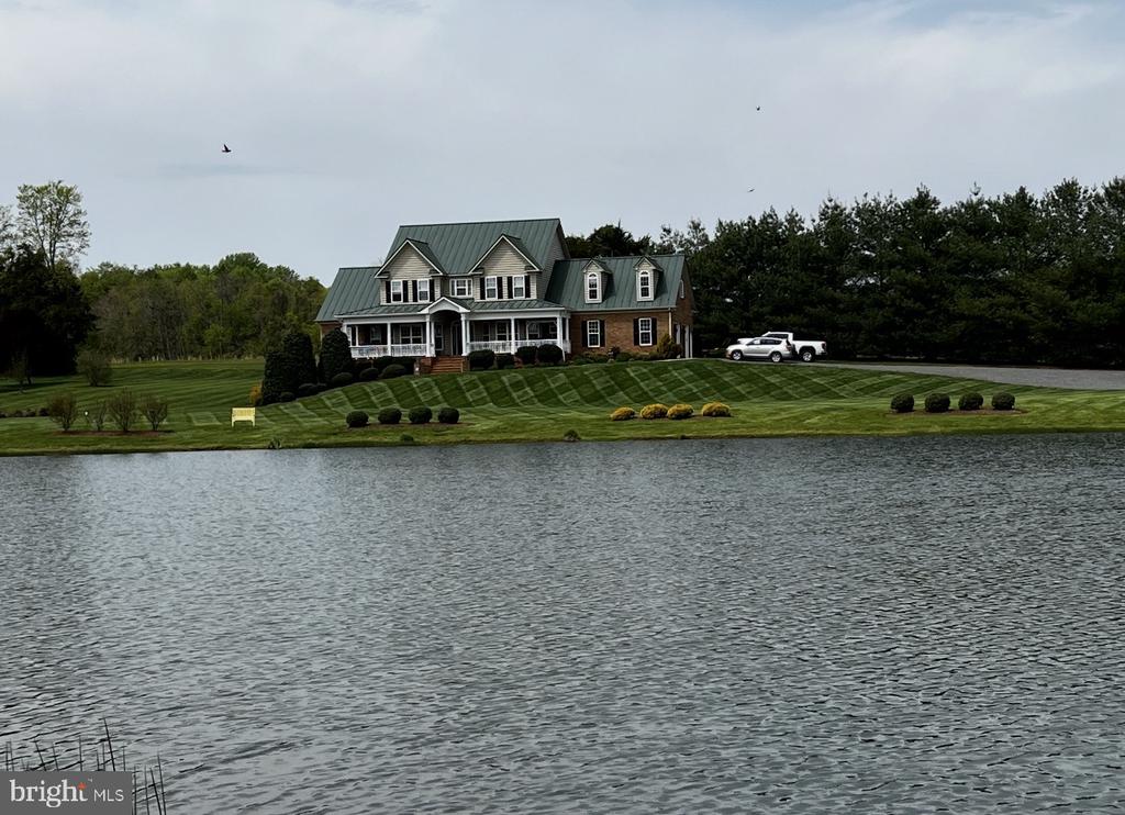 18438 SNAFFLE LN, CULPEPER, Virginia 22701, 4 Bedrooms Bedrooms, ,4 BathroomsBathrooms,Residential,18438 SNAFFLE LN,VACU2013402 MLS # VACU2013402