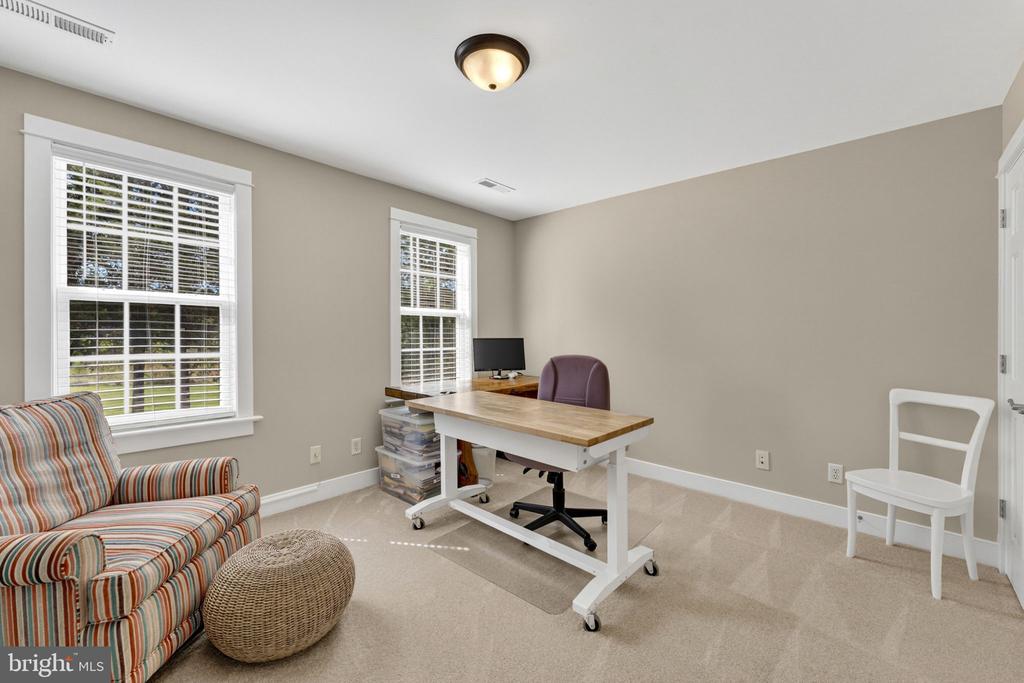 18438 SNAFFLE LN, CULPEPER, Virginia 22701, 4 Bedrooms Bedrooms, ,4 BathroomsBathrooms,Residential,18438 SNAFFLE LN,VACU2013402 MLS # VACU2013402