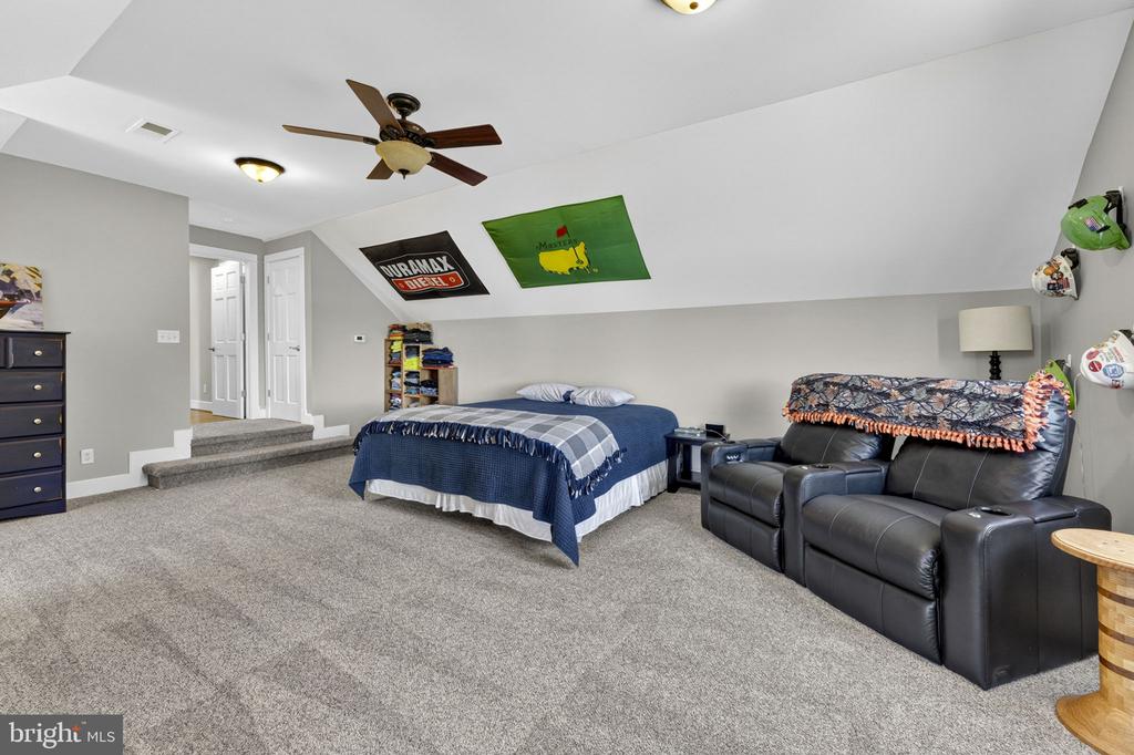 18438 SNAFFLE LN, CULPEPER, Virginia 22701, 4 Bedrooms Bedrooms, ,4 BathroomsBathrooms,Residential,18438 SNAFFLE LN,VACU2013402 MLS # VACU2013402
