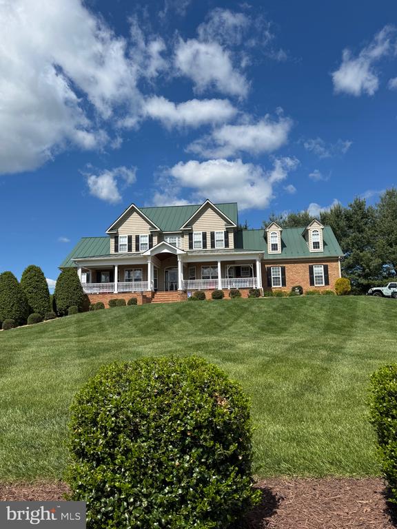 18438 SNAFFLE LN, CULPEPER, Virginia 22701, 4 Bedrooms Bedrooms, ,4 BathroomsBathrooms,Residential,18438 SNAFFLE LN,VACU2013402 MLS # VACU2013402