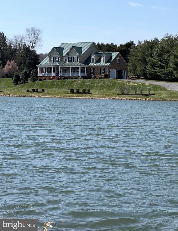 18438 SNAFFLE LN, CULPEPER, Virginia 22701, 4 Bedrooms Bedrooms, ,4 BathroomsBathrooms,Residential,18438 SNAFFLE LN,VACU2013402 MLS # VACU2013402