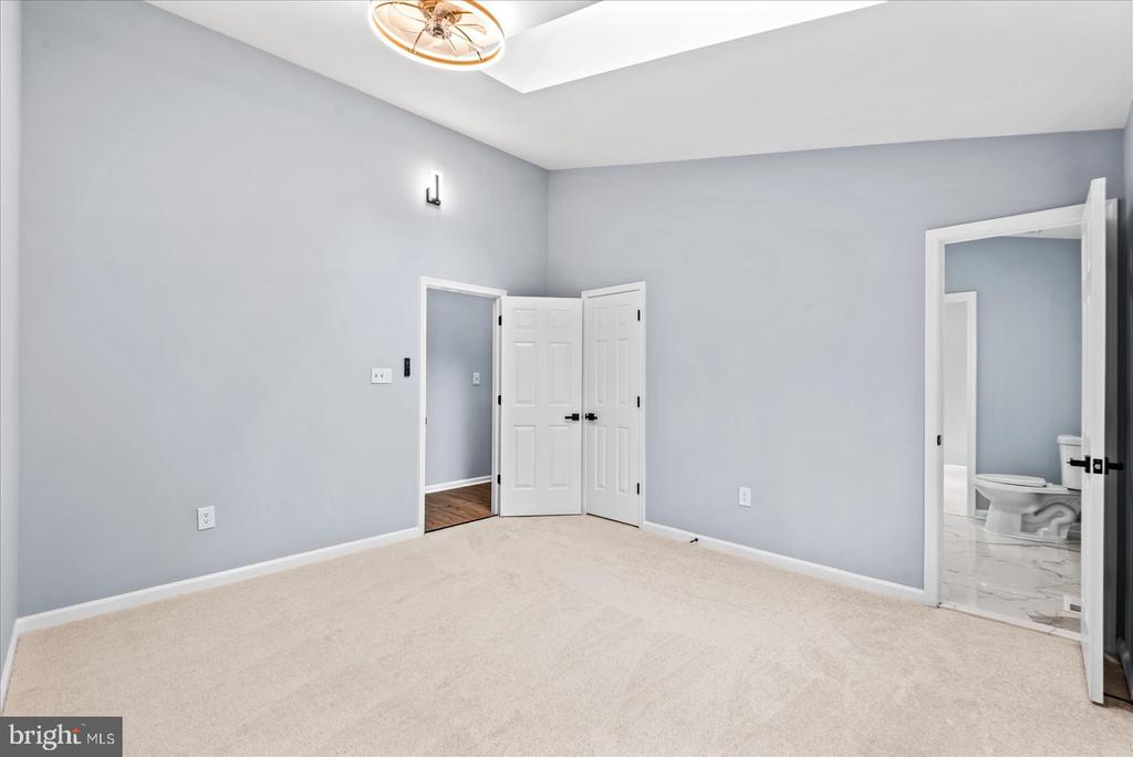 7621 RIVER RD, FREDERICKSBURG, Virginia 22407, 4 Bedrooms Bedrooms, ,3 BathroomsBathrooms,Residential,7621 RIVER RD,VASP2041394 MLS # VASP2041394