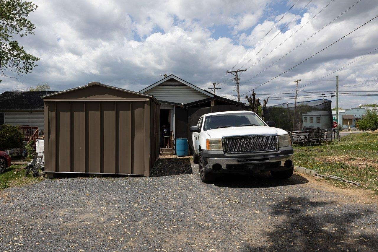 195 5TH ST, HARRISONBURG, Virginia 22802, 3 Bedrooms Bedrooms, ,2 BathroomsBathrooms,Residential,195 5TH ST,676388 MLS # 676388