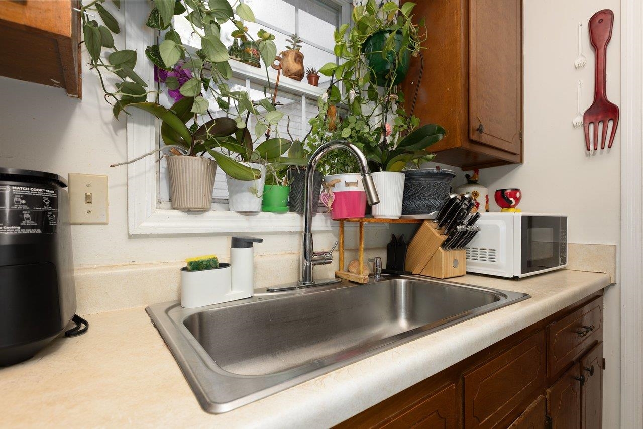 195 5TH ST, HARRISONBURG, Virginia 22802, 3 Bedrooms Bedrooms, ,2 BathroomsBathrooms,Residential,195 5TH ST,676388 MLS # 676388