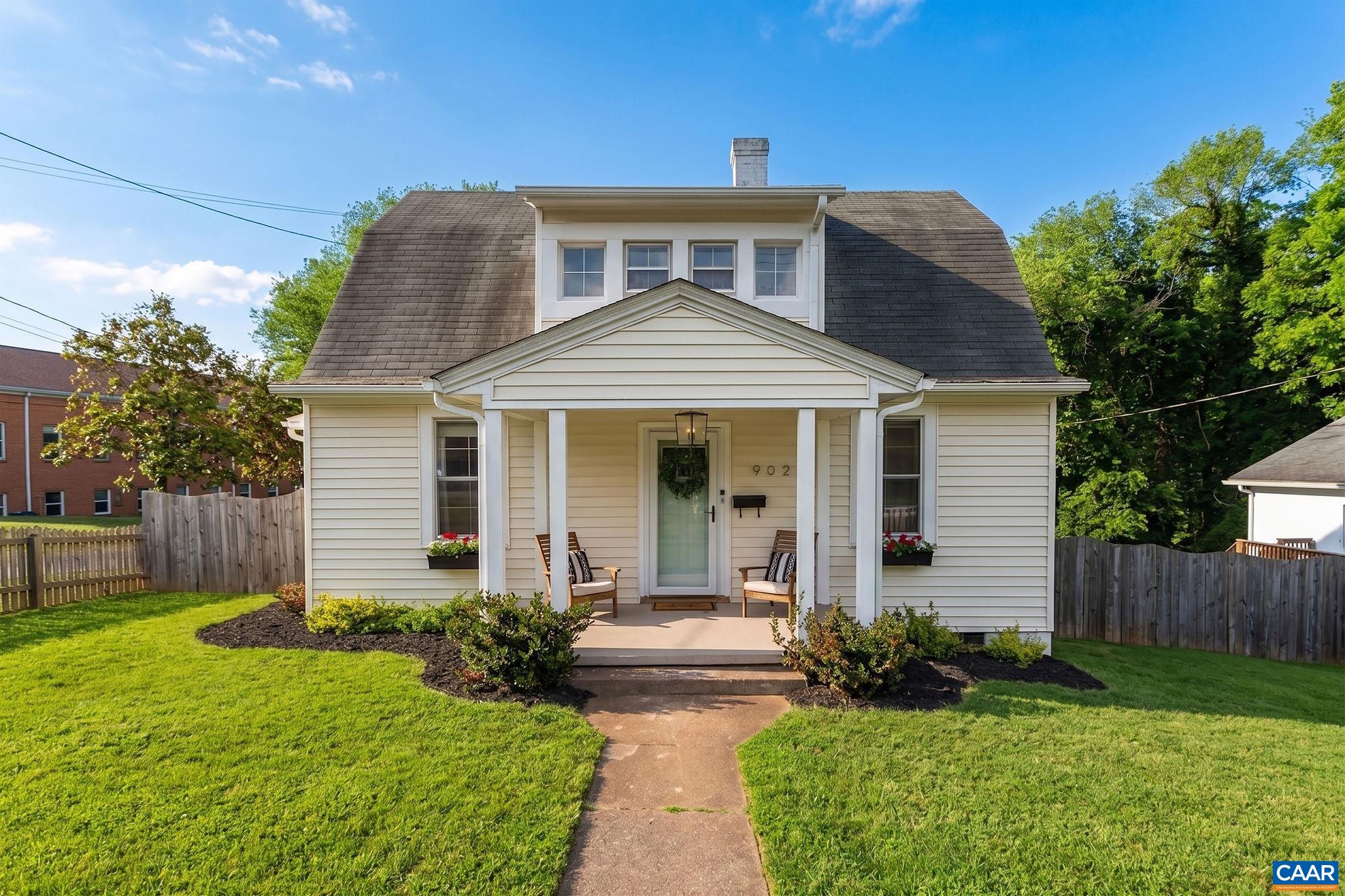 902 SAINT CLAIR AVE, CHARLOTTESVILLE, Virginia 22901, 3 Bedrooms Bedrooms, ,2 BathroomsBathrooms,Residential,902 SAINT CLAIR AVE,676393 MLS # 676393
