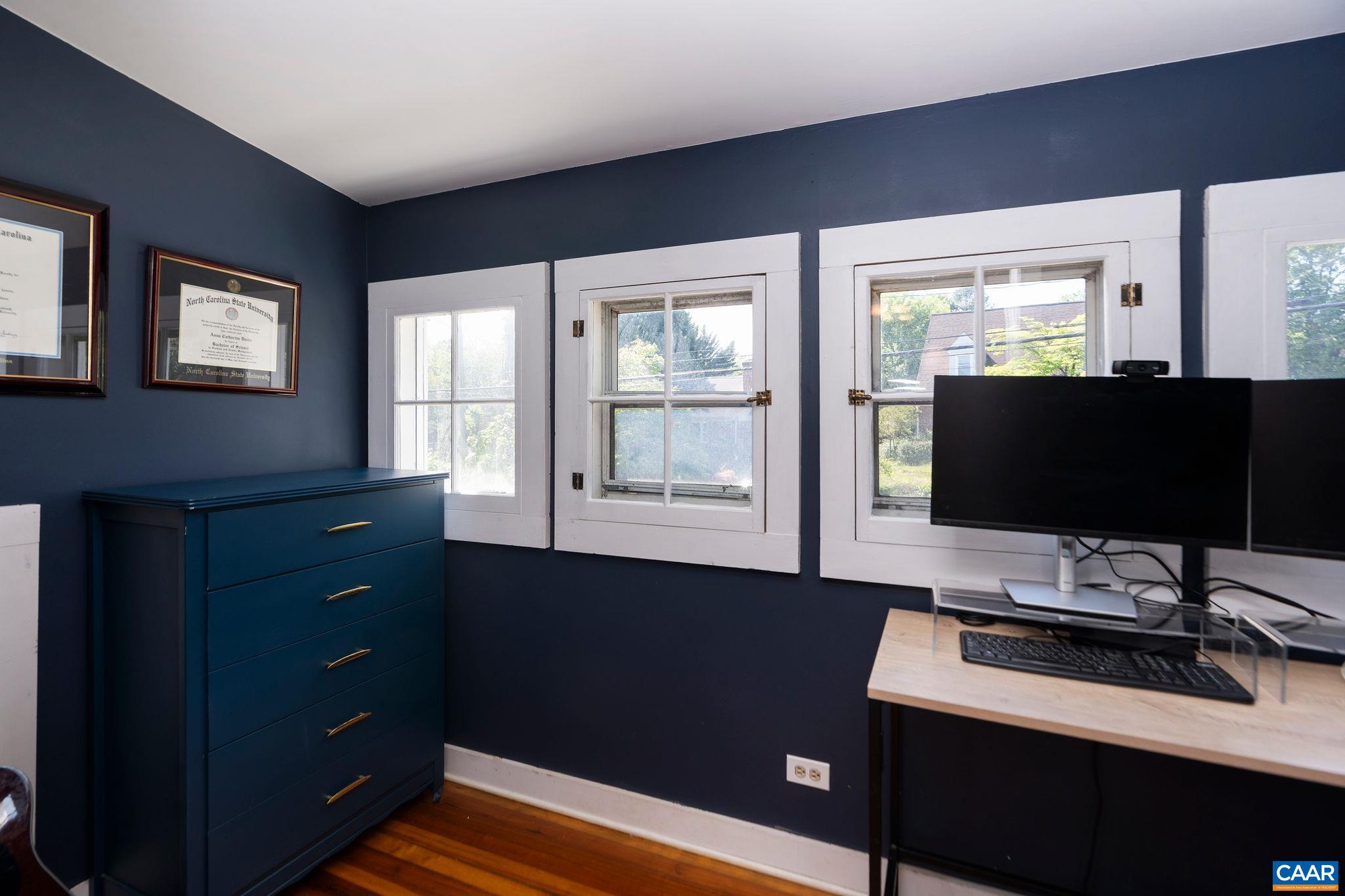 902 SAINT CLAIR AVE, CHARLOTTESVILLE, Virginia 22901, 3 Bedrooms Bedrooms, ,2 BathroomsBathrooms,Residential,902 SAINT CLAIR AVE,676393 MLS # 676393