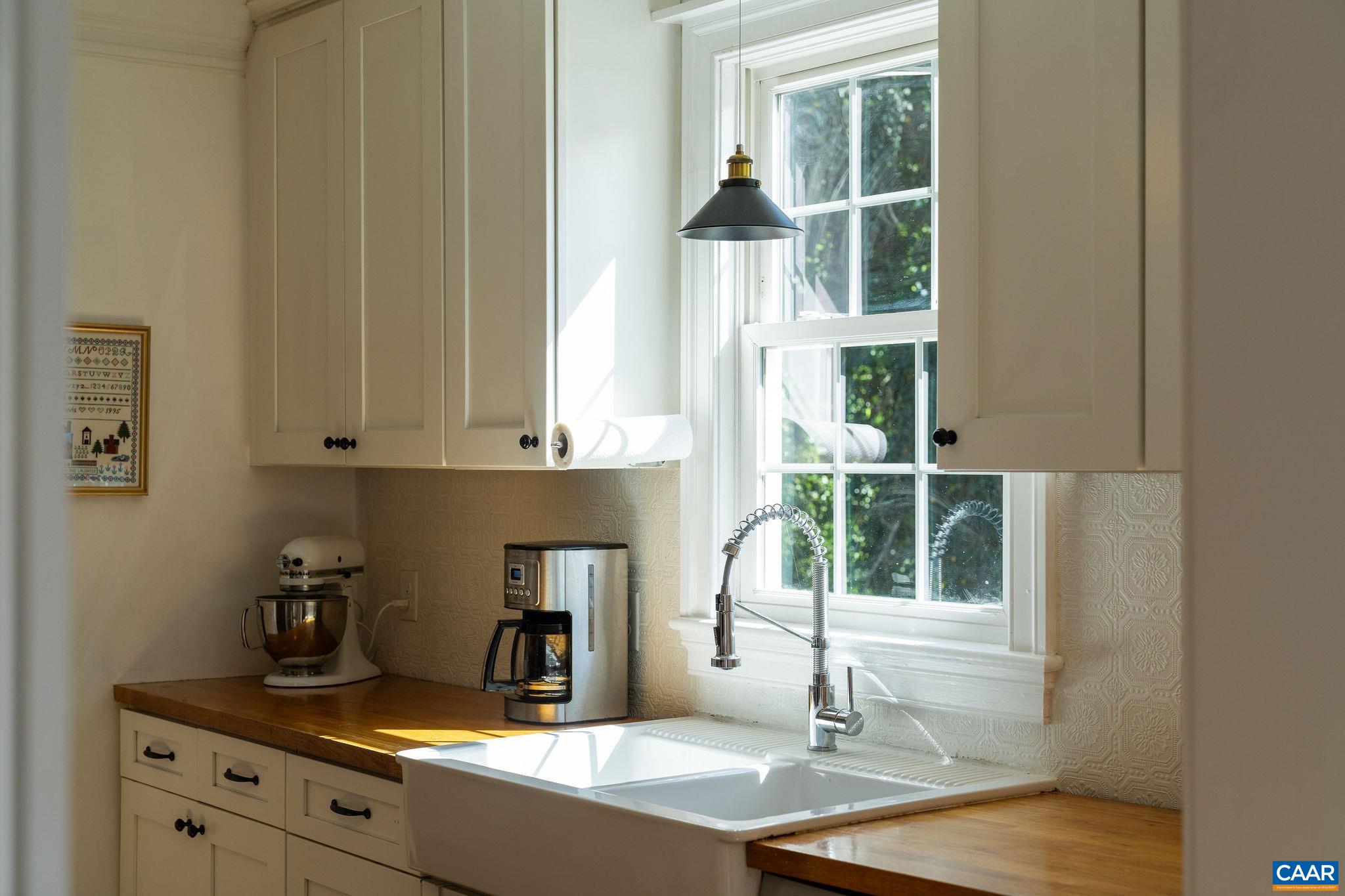 902 SAINT CLAIR AVE, CHARLOTTESVILLE, Virginia 22901, 3 Bedrooms Bedrooms, ,2 BathroomsBathrooms,Residential,902 SAINT CLAIR AVE,676393 MLS # 676393