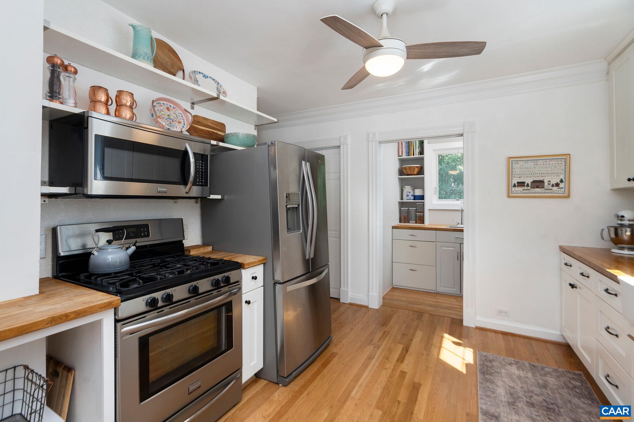 902 SAINT CLAIR AVE, CHARLOTTESVILLE, Virginia 22901, 3 Bedrooms Bedrooms, ,2 BathroomsBathrooms,Residential,902 SAINT CLAIR AVE,676393 MLS # 676393