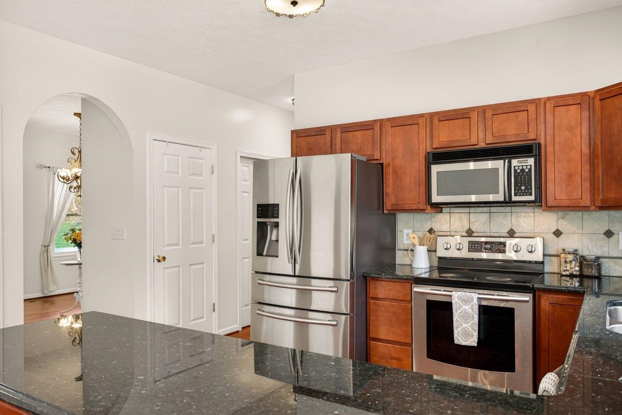 3265 BERRYFIELD DR, ROCKINGHAM, Virginia 22801, 4 Bedrooms Bedrooms, ,3 BathroomsBathrooms,Residential,3265 BERRYFIELD DR,676394 MLS # 676394