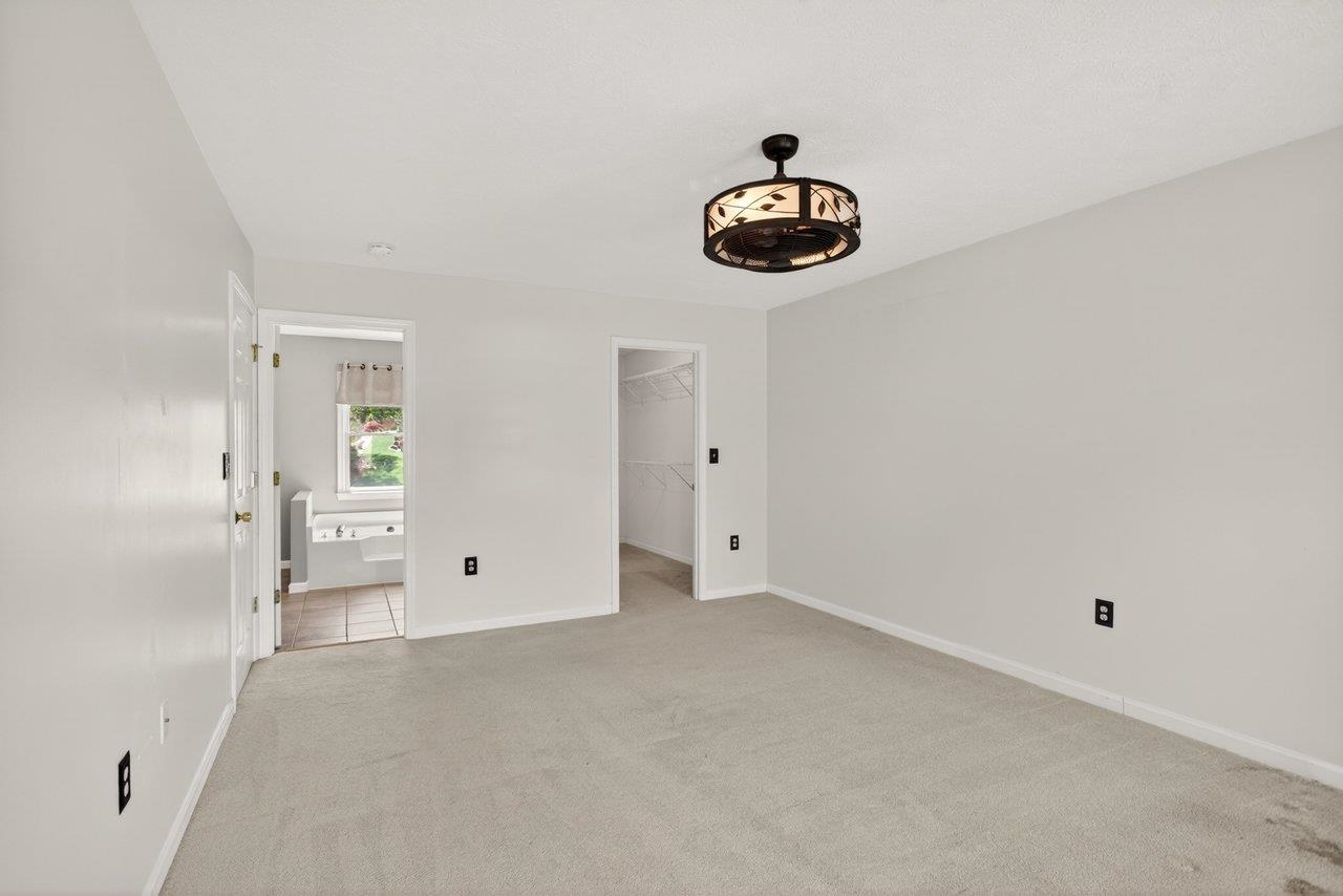 3265 BERRYFIELD DR, ROCKINGHAM, Virginia 22801, 4 Bedrooms Bedrooms, ,3 BathroomsBathrooms,Residential,3265 BERRYFIELD DR,676394 MLS # 676394