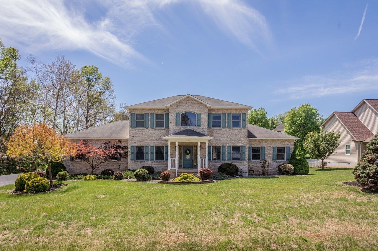 3265 BERRYFIELD DR, ROCKINGHAM, Virginia 22801, 4 Bedrooms Bedrooms, ,3 BathroomsBathrooms,Residential,3265 BERRYFIELD DR,676394 MLS # 676394