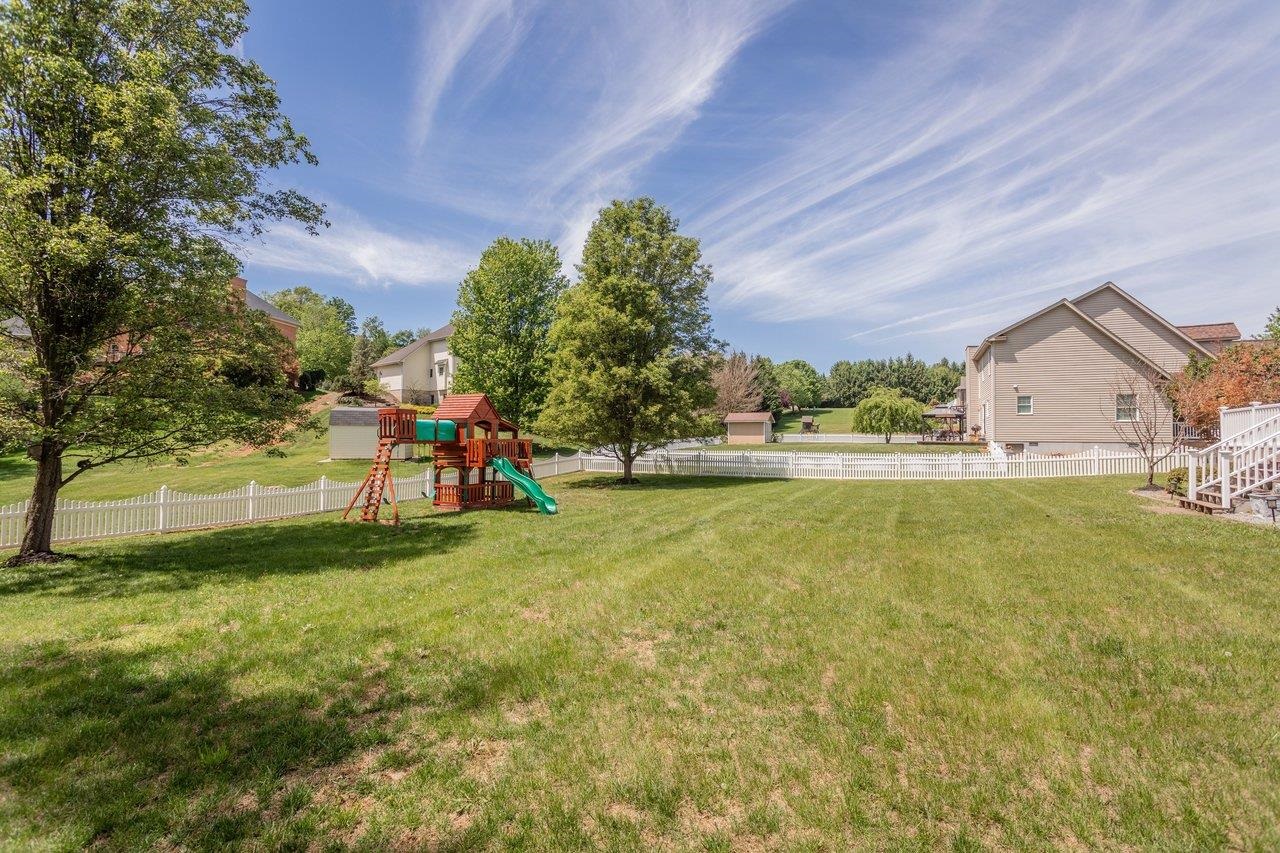 3265 BERRYFIELD DR, ROCKINGHAM, Virginia 22801, 4 Bedrooms Bedrooms, ,3 BathroomsBathrooms,Residential,3265 BERRYFIELD DR,676394 MLS # 676394