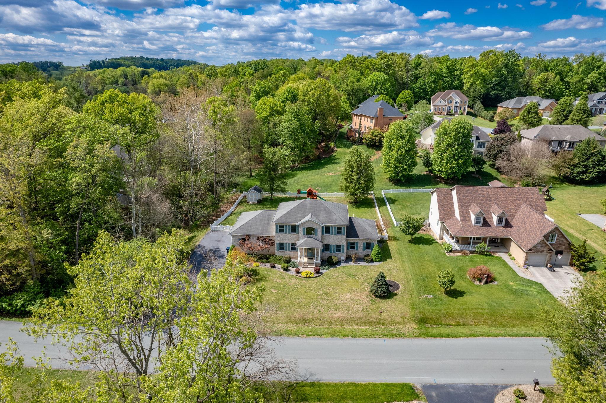 3265 BERRYFIELD DR, ROCKINGHAM, Virginia 22801, 4 Bedrooms Bedrooms, ,3 BathroomsBathrooms,Residential,3265 BERRYFIELD DR,676394 MLS # 676394