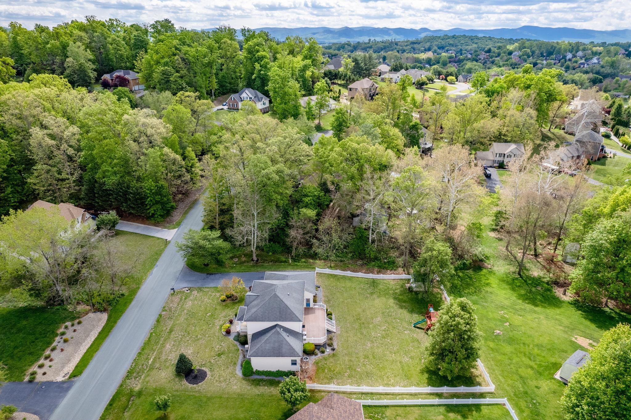 3265 BERRYFIELD DR, ROCKINGHAM, Virginia 22801, 4 Bedrooms Bedrooms, ,3 BathroomsBathrooms,Residential,3265 BERRYFIELD DR,676394 MLS # 676394