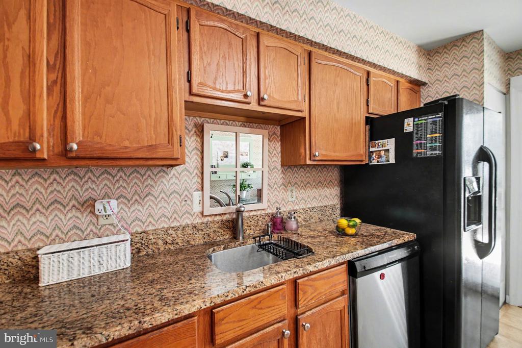 10738 BRICE CT, FREDERICKSBURG, Virginia 22407, 2 Bedrooms Bedrooms, ,2 BathroomsBathrooms,Residential,BALLANTRAYE,10738 BRICE CT,VASP2040904 MLS # VASP2040904