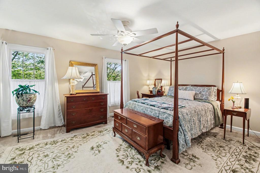 10738 BRICE CT, FREDERICKSBURG, Virginia 22407, 2 Bedrooms Bedrooms, ,2 BathroomsBathrooms,Residential,BALLANTRAYE,10738 BRICE CT,VASP2040904 MLS # VASP2040904
