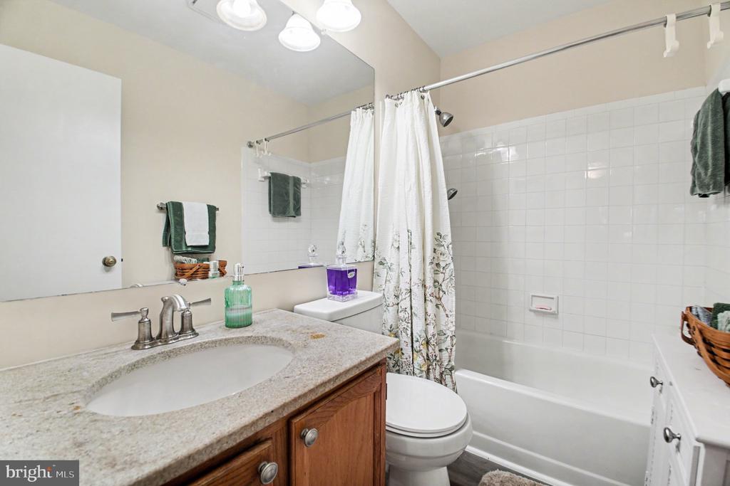 10738 BRICE CT, FREDERICKSBURG, Virginia 22407, 2 Bedrooms Bedrooms, ,2 BathroomsBathrooms,Residential,BALLANTRAYE,10738 BRICE CT,VASP2040904 MLS # VASP2040904
