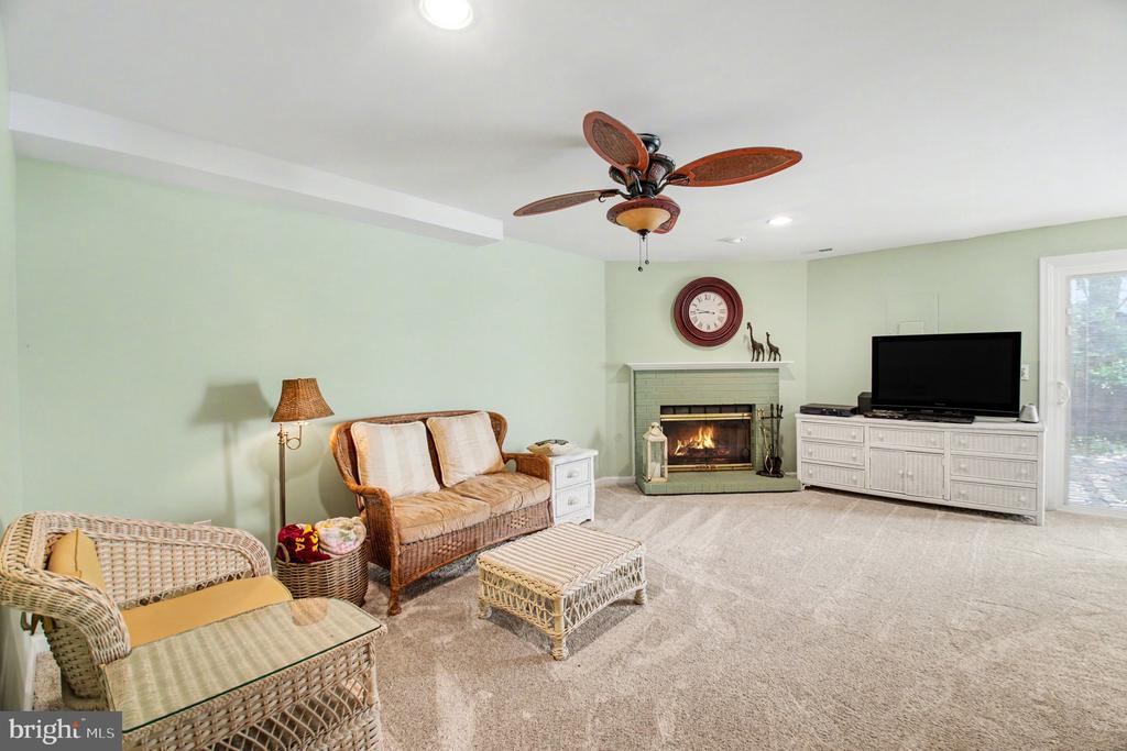 10738 BRICE CT, FREDERICKSBURG, Virginia 22407, 2 Bedrooms Bedrooms, ,2 BathroomsBathrooms,Residential,BALLANTRAYE,10738 BRICE CT,VASP2040904 MLS # VASP2040904